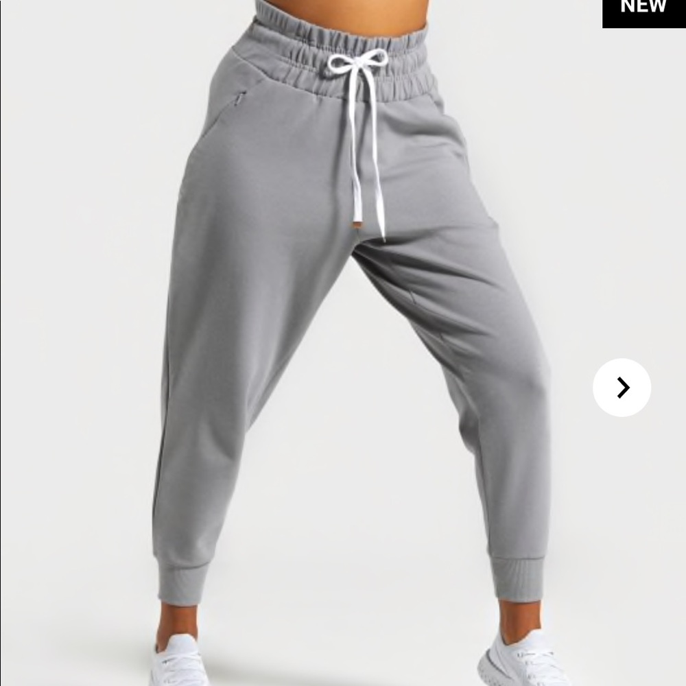 ISO GS x WS GREY JOGGERS and HOODIE SIZE SMALL